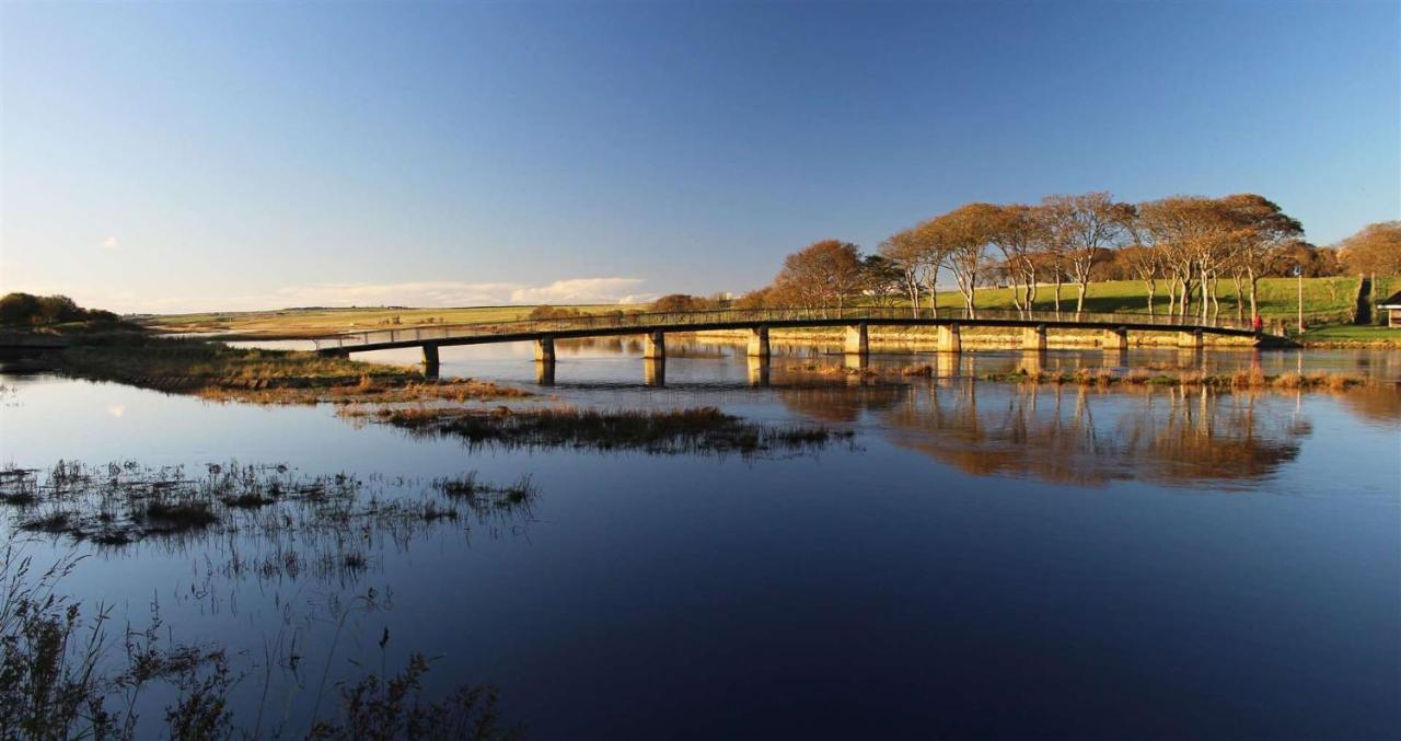 Highland Caravan Hotel Wick  Exterior foto